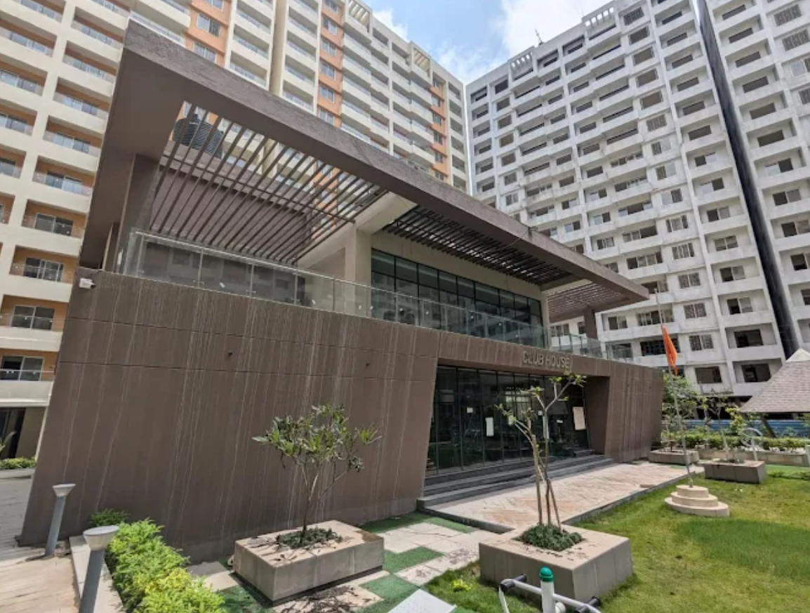 clubhouse-sukhwani-skyhouse view 2
